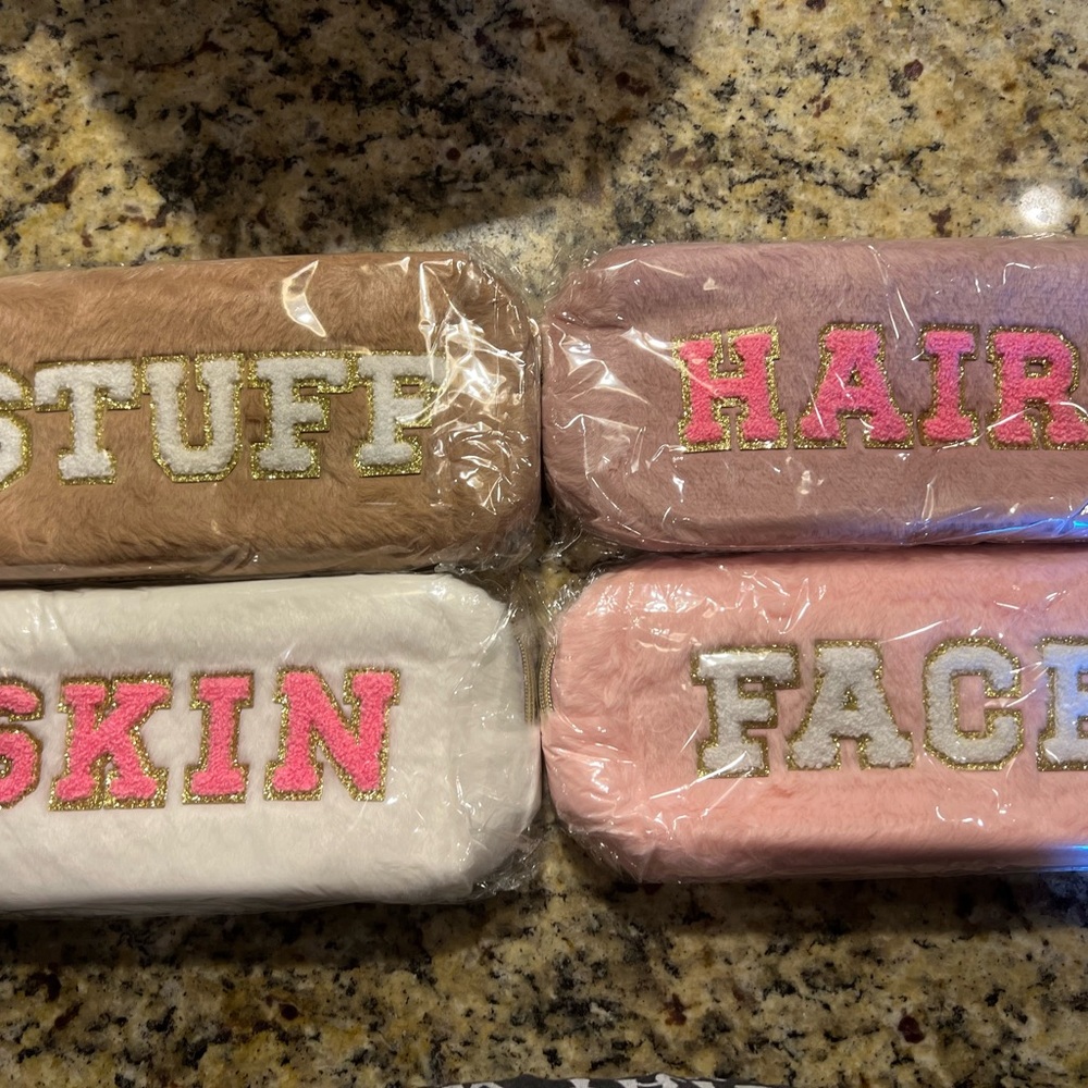 Furry Travel Cosmetic Bag Set